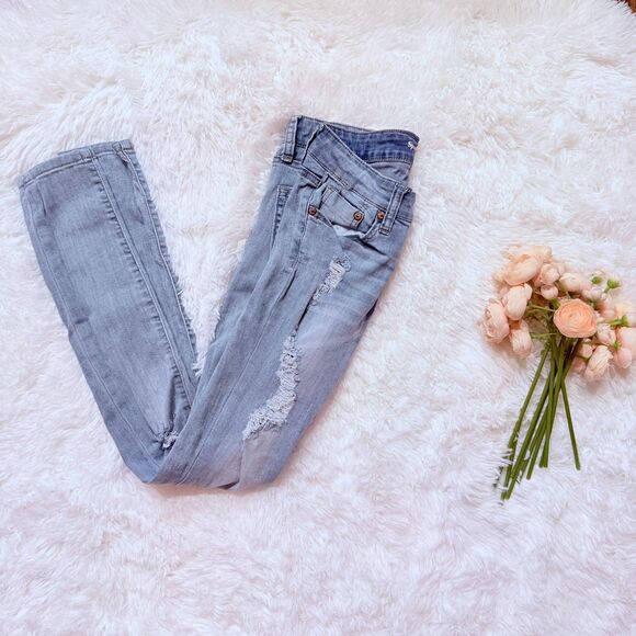 Special A Denim - Distressed Skinny Jeans Light Wash Ripped Denim Size 3 Y2K Festival Special A
